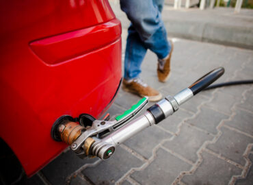 Przegląd samochodu z gazem (LPG) w 2026 roku – cena, dokumenty i ważność butli